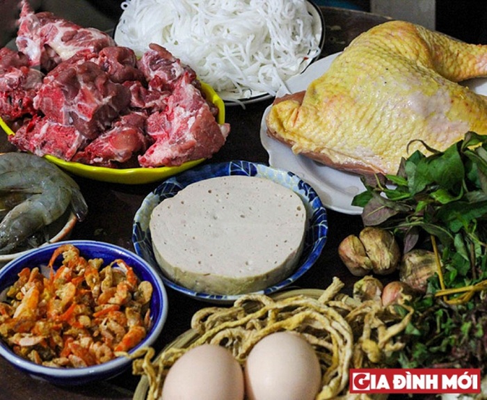 Bun thang spécialité culinaire Hanoi ingredients